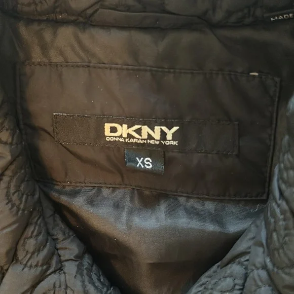DKNY black quilted jacket/lightweight coat sz XS - Picture 4 of 10